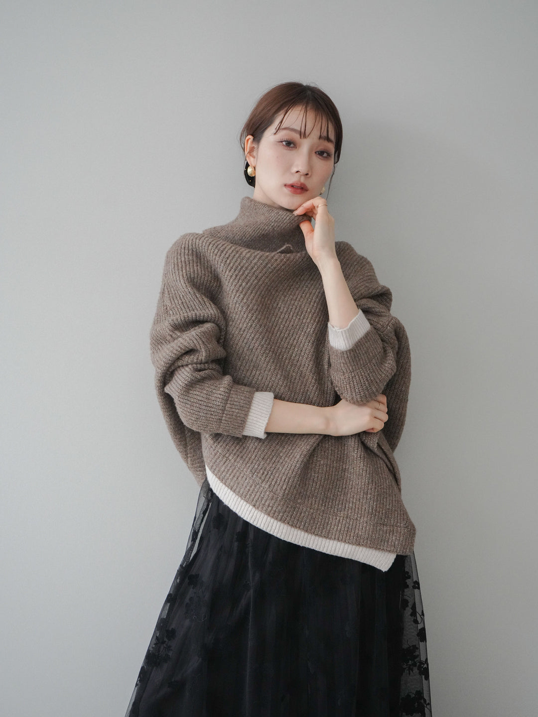 [予約]配色アシンメトリードルマンニットプルオーバー/oatmeal