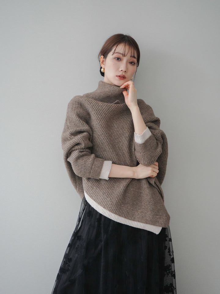 [予約]配色アシンメトリードルマンニットプルオーバー/oatmeal