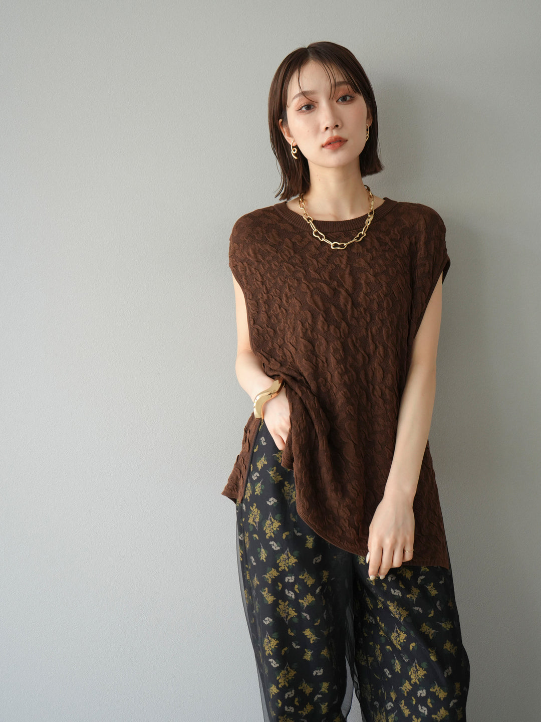 [SET]ポコポコノースリーブニットプルオーバー+コード刺繍チュールレイヤードパンツ(2set)