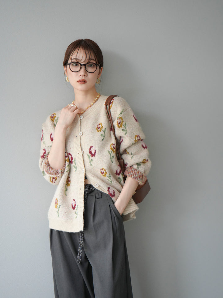 [予約]ウールタッチフラワーニットカーディガン/アイボリー