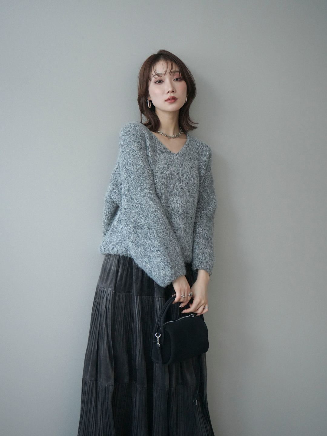 [SET]Vネックミックスヤーンニットプルオーバー+選べるアクセセット(2set)