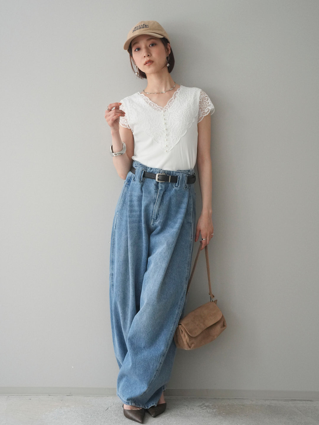 [SET]パールボタンレース切替ニットトップス+ハイウエストベルトループデザインデニムパンツ(2set)