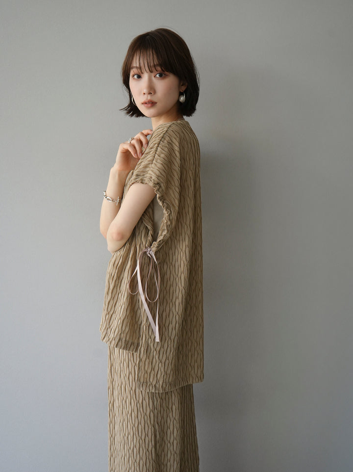 [Pre-order] Arm shirring sheer design mellow pullover/beige