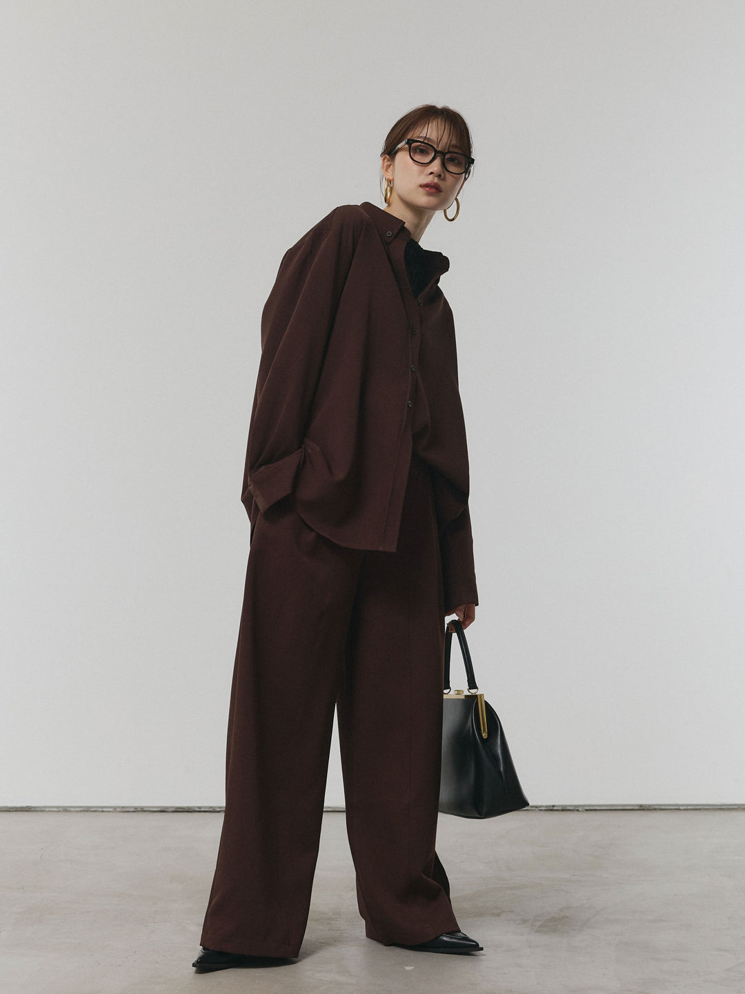 [予約]デザインタックセンターシームアイドパンツ/ブラウン