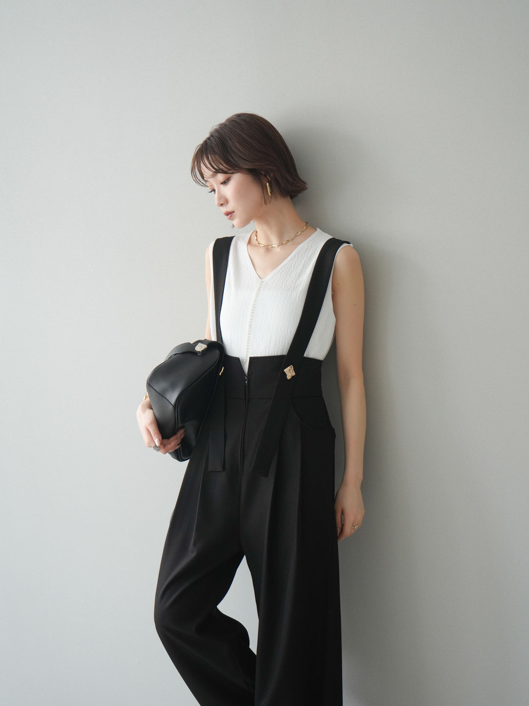 【預購】珍珠圖案V領針織上衣/白色