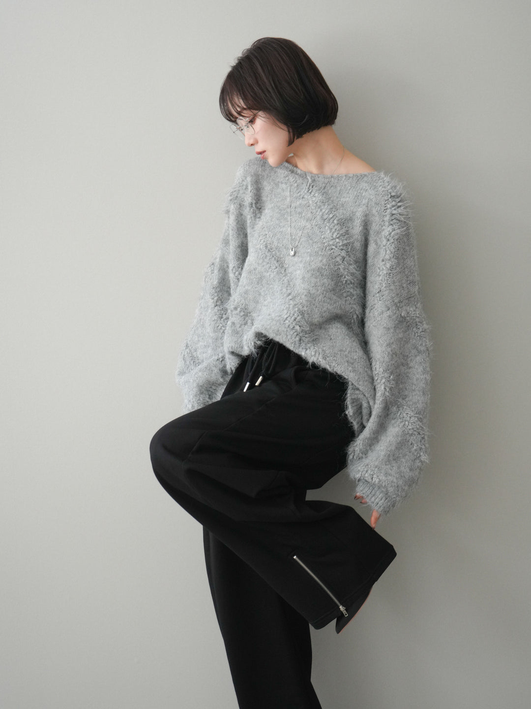 [SET]シャギーデザインニットプルオーバー+裾ZIPスエットワイドパンツ(2set)