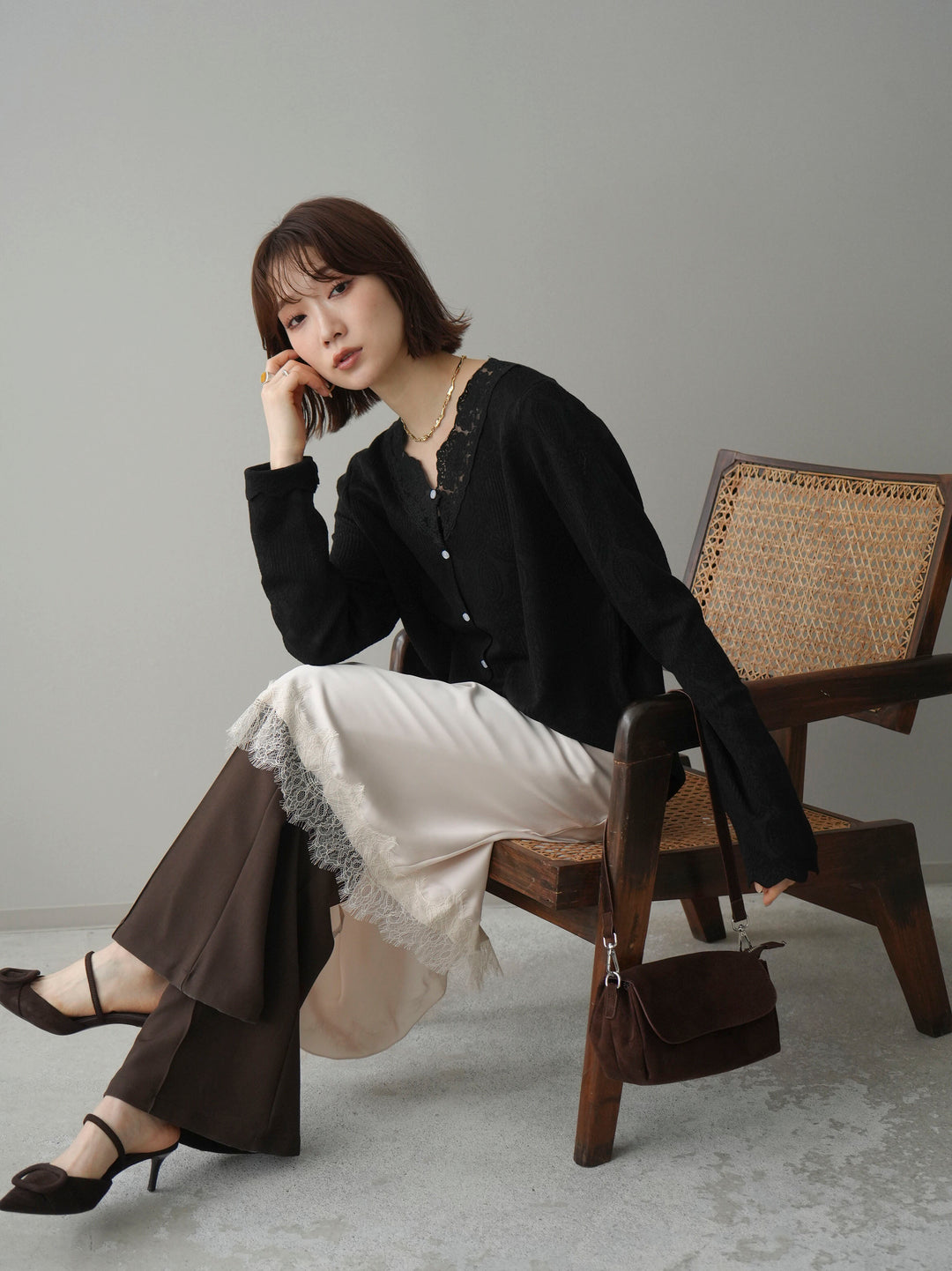 [SET]レースネックジャガードニットカーディガン+センターシームフレアパンツ(2set)