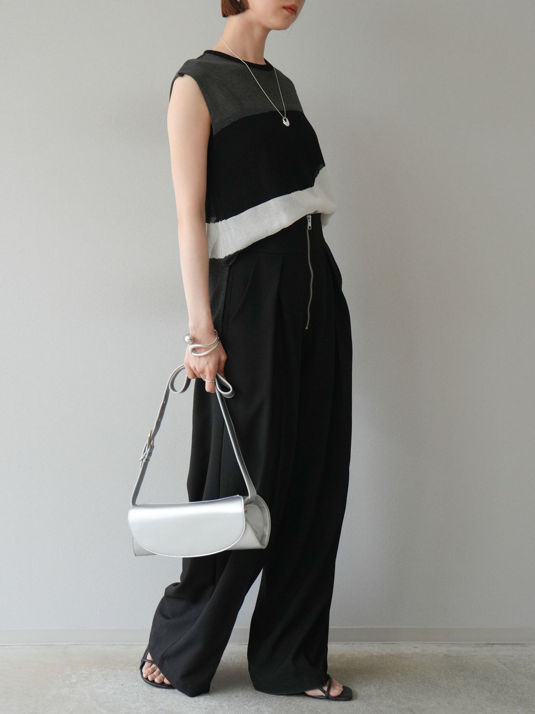 [SET]バイカラーシアーニットノースリーブ+ジップタックワイドパンツ(2set)