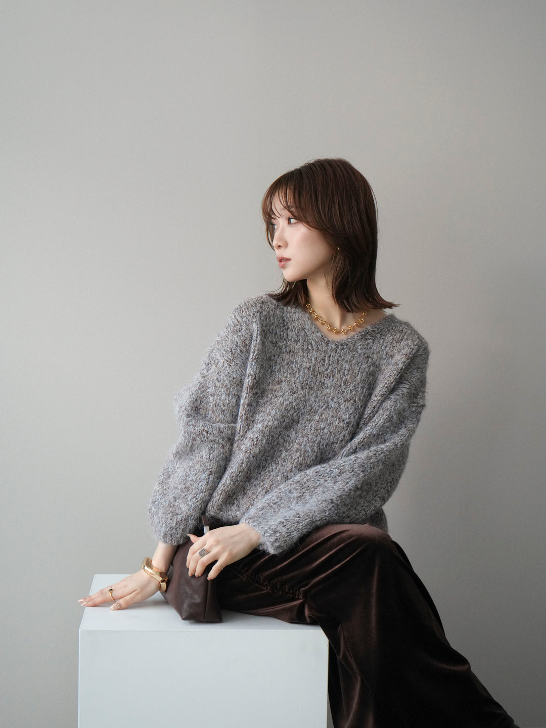 [予約]Vネックミックスヤーンニットプルオーバー/blue