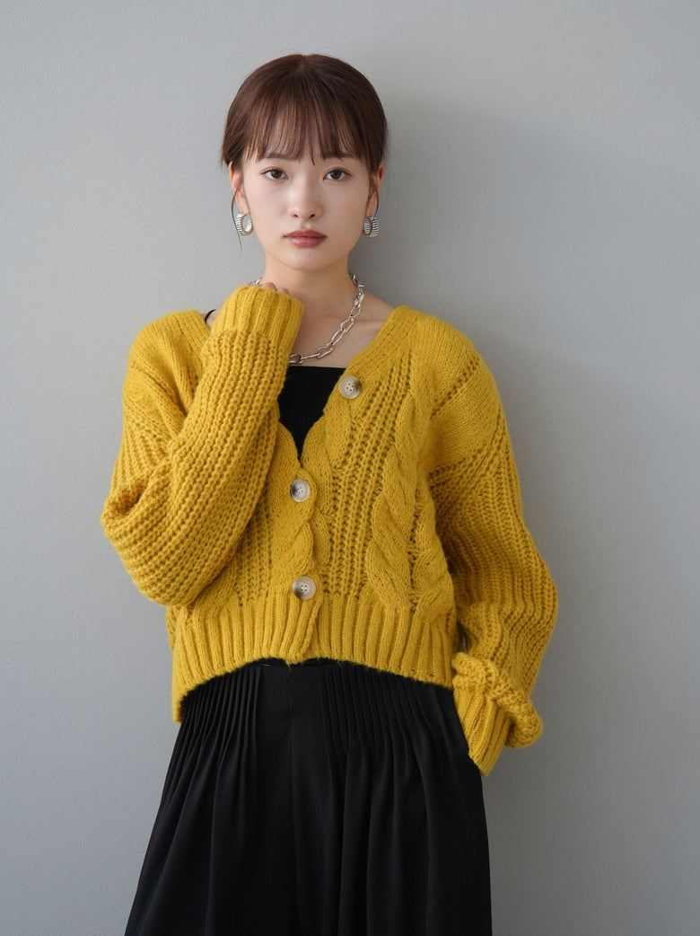 予約]ケーブル編みローゲージニットカーディガン/イエロー – Lumier 