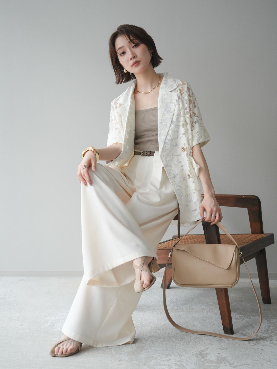 【套裝】花朵蕾絲短袖外套+垂褶收腰帶環長褲（兩件套）