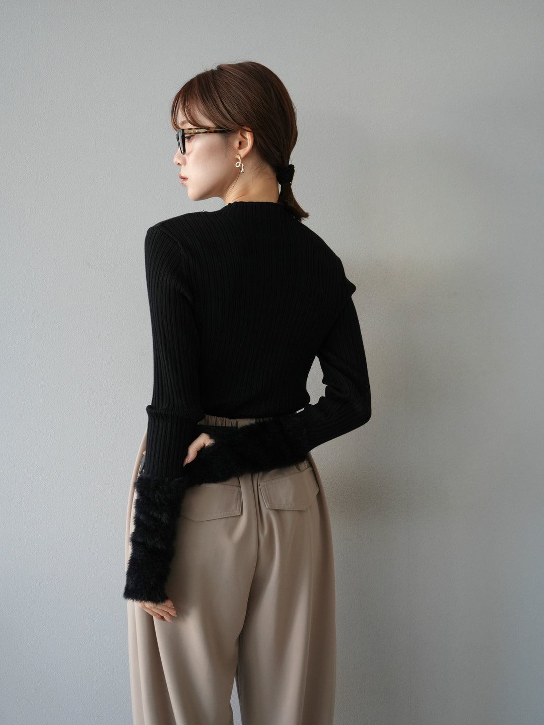 [予約]アームシャギーランダムリブニットトップス/ブラック