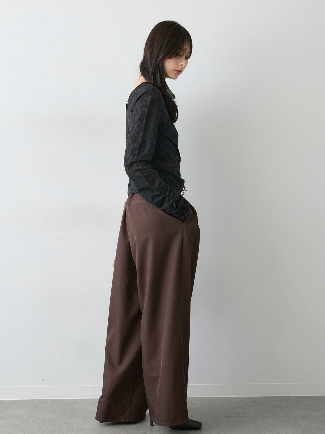 [SET]カットレースバックオープントップス+ツイルタックワイドパンツ(2set)