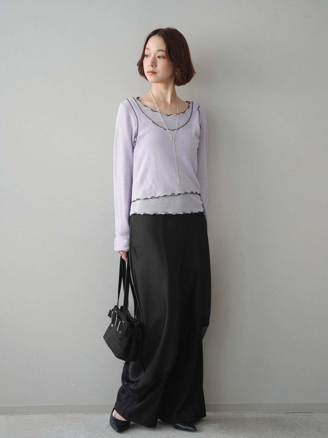 [予約]サテンライクアシメレーススカート/black