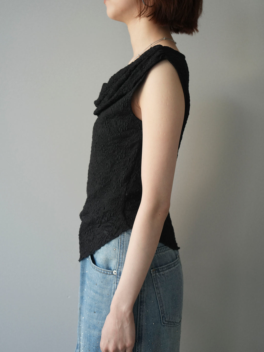 [予約]レースドレープネックアシメトップス/black