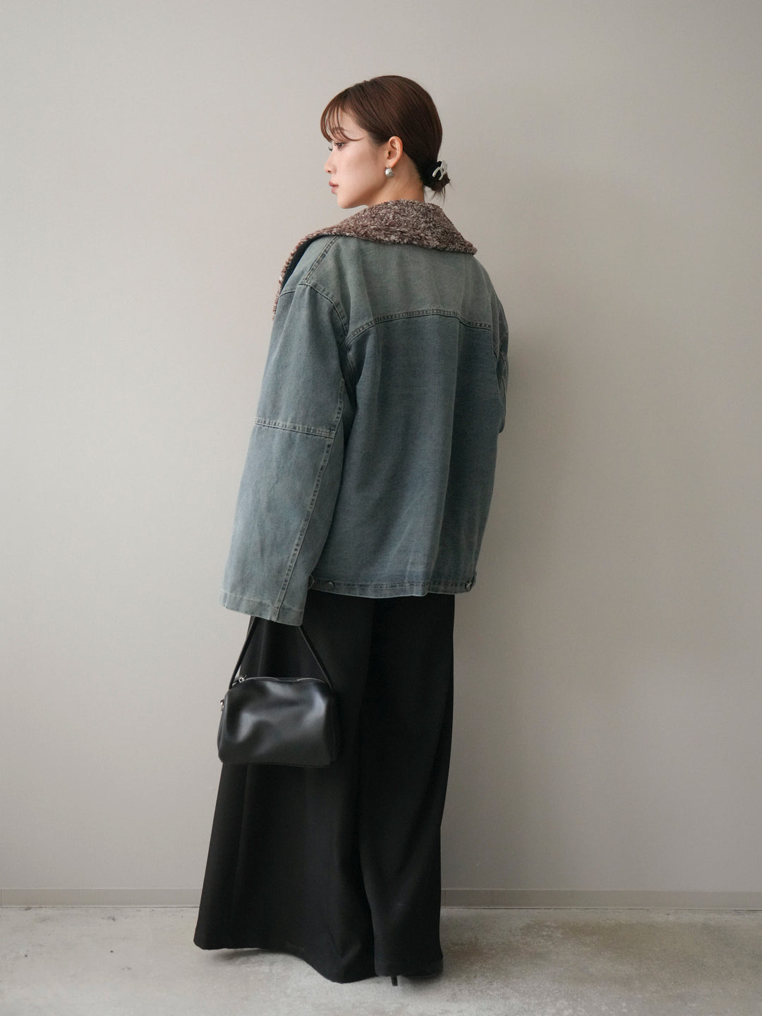 [SET]ミックスボアデニムジャケット+シルバーボタン畦編みニットカーディガン+テープベルトタックバギーパンツ(3set)