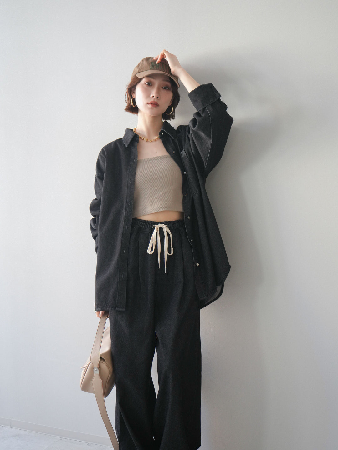 [SET]ポイントレザーオーバーデニムシャツ+ドロストワイドデニムパンツ(2set)