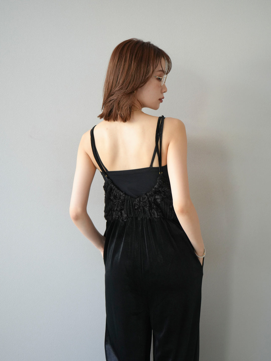 [予約]ジャガード切替ベロアサロペット/ブラック