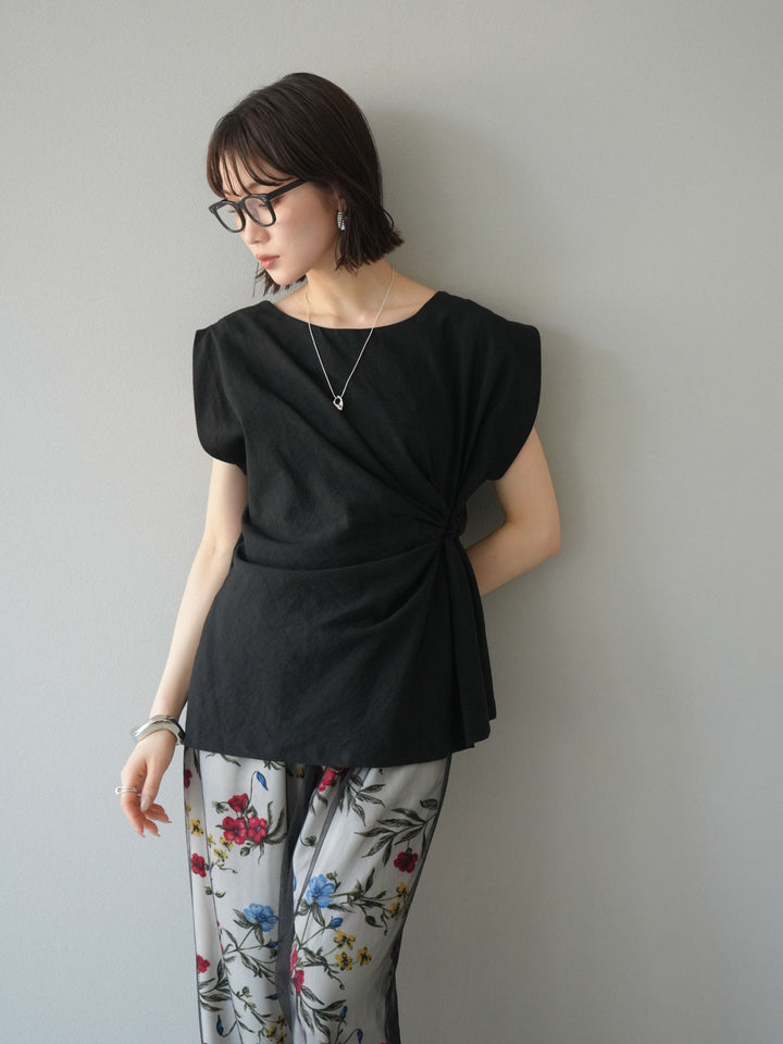 [SET] 側扭法式上衣+植物圖案休閒褲+繩繡薄紗疊穿褲（3件套裝）