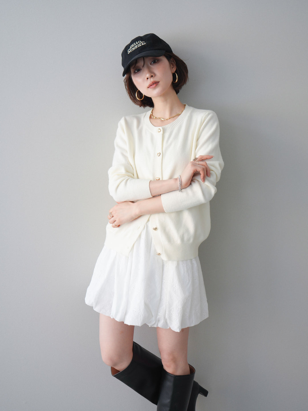 [予約]ハートボタンニットカーディガン/white