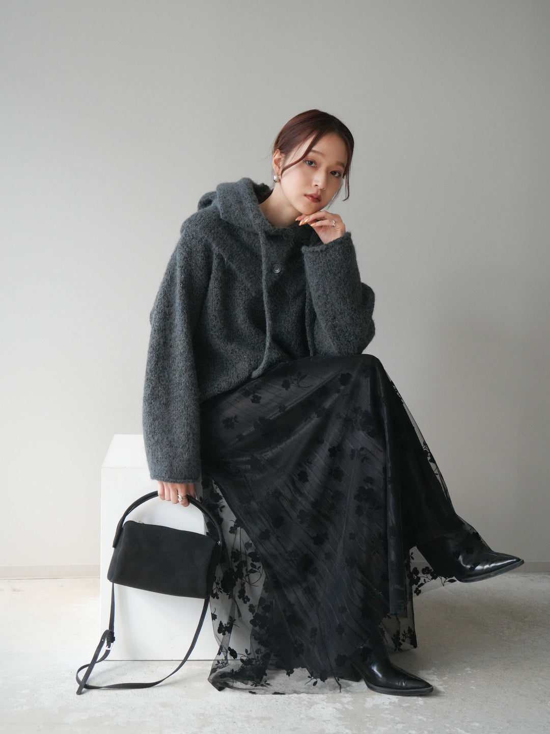 [SET]バラクラバSETニットプルオーバー+フラワーフロッキーチュールプリーツスカート(2set)