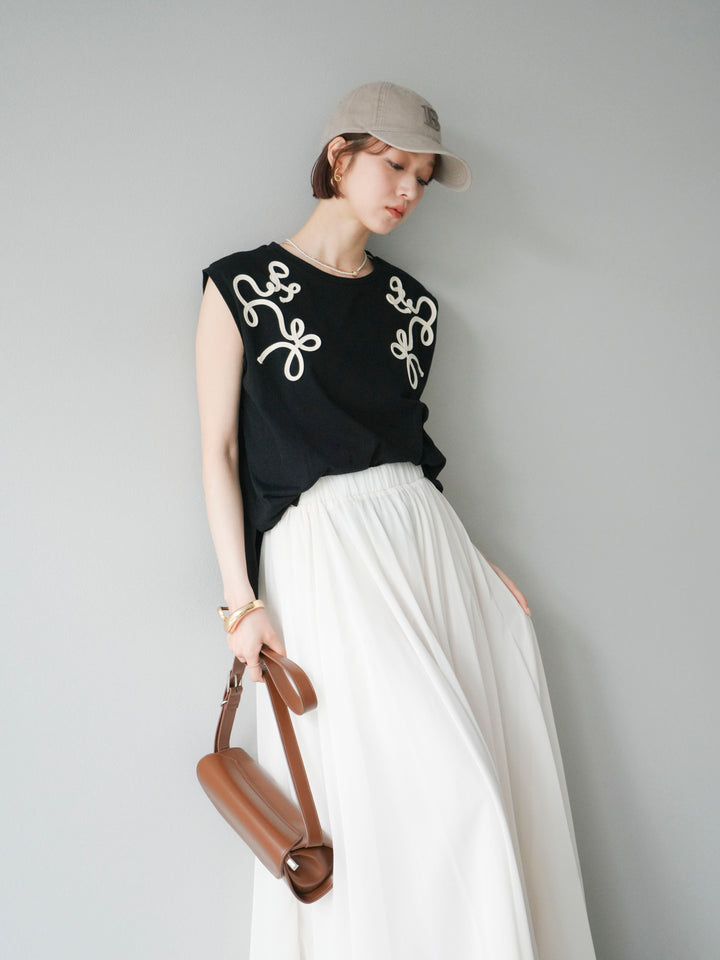 [SET] 繩繡法式袖T卹+雪紡喇叭裙（2件組）