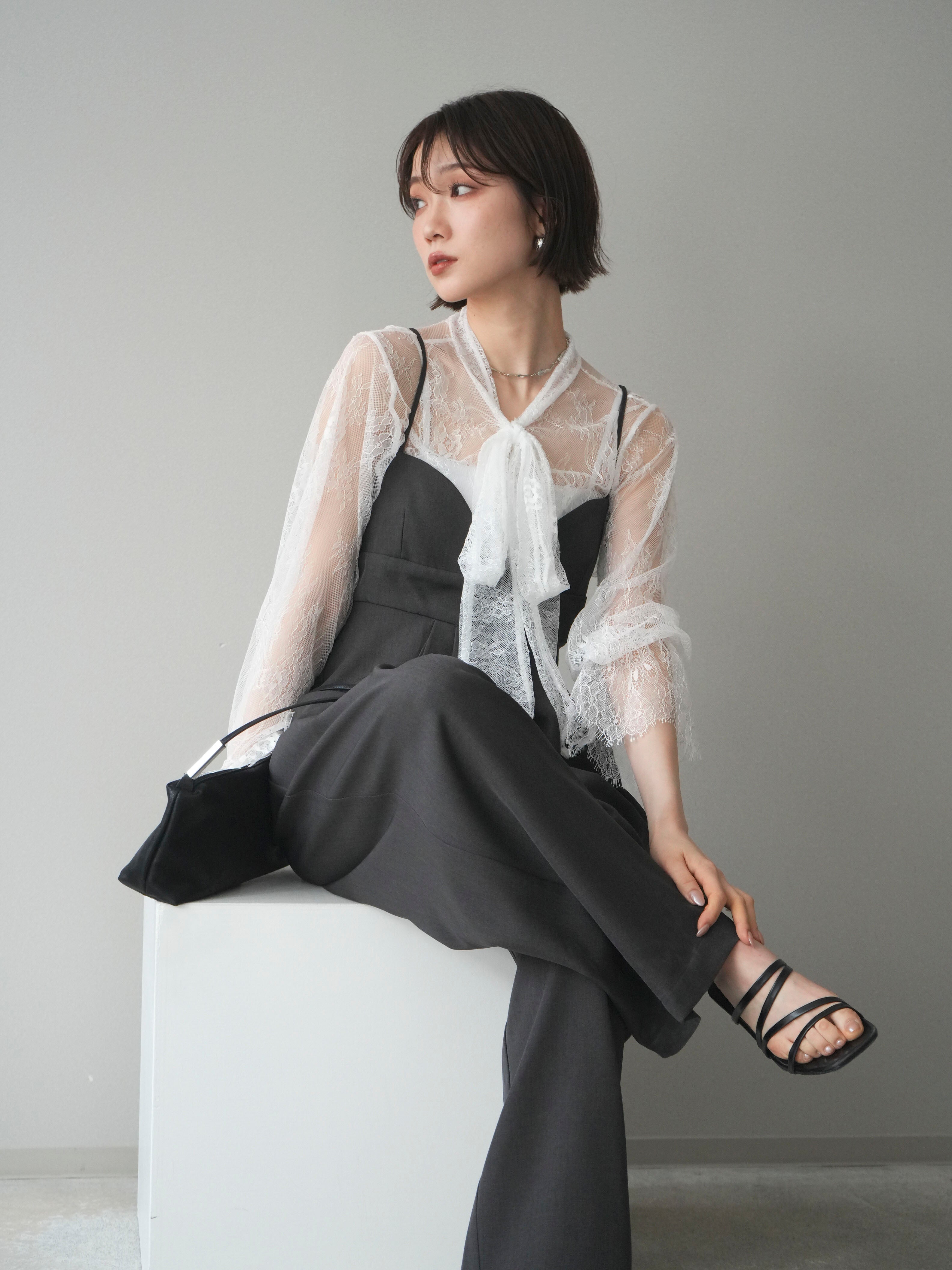 SET]バックデザインサロペット+リバーレースボウタイトップス(2set
