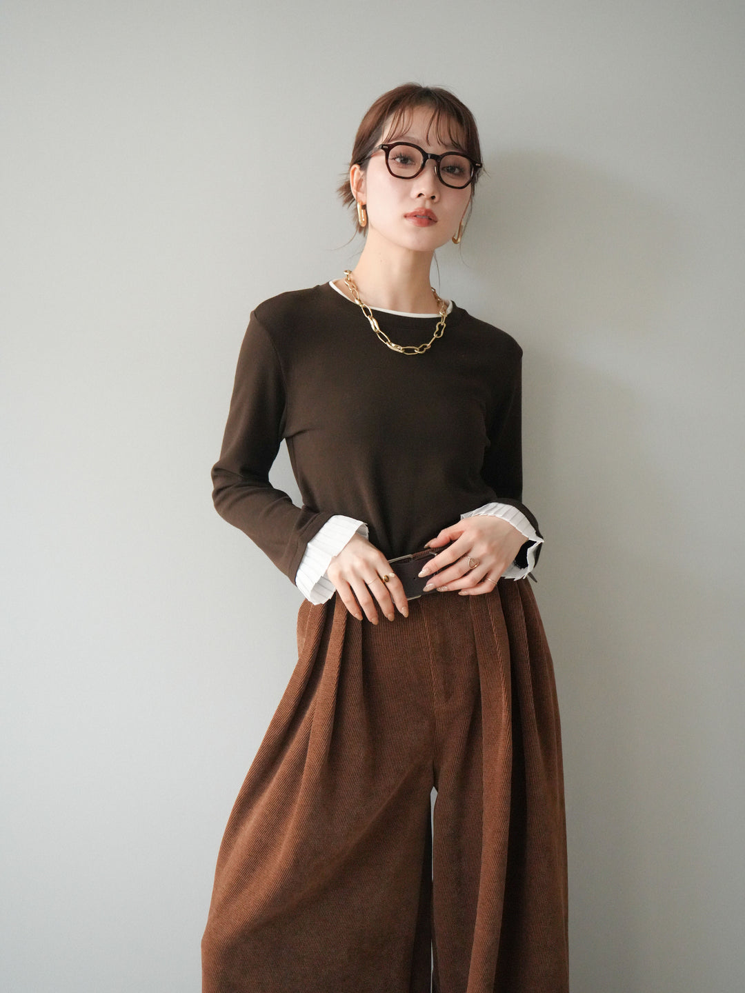 [SET]袖プリーツ配色レイヤードトップス+ベルトデザインループコールテンワイドパンツ(ベルト付き)(2set)