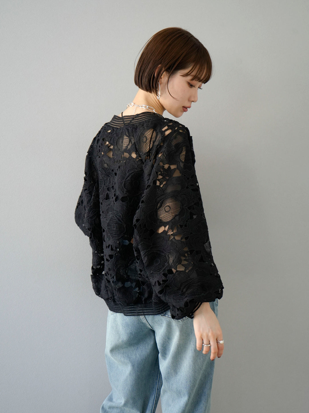[SET] Full lace blouson + different material lace switching blouson (2 sets)
