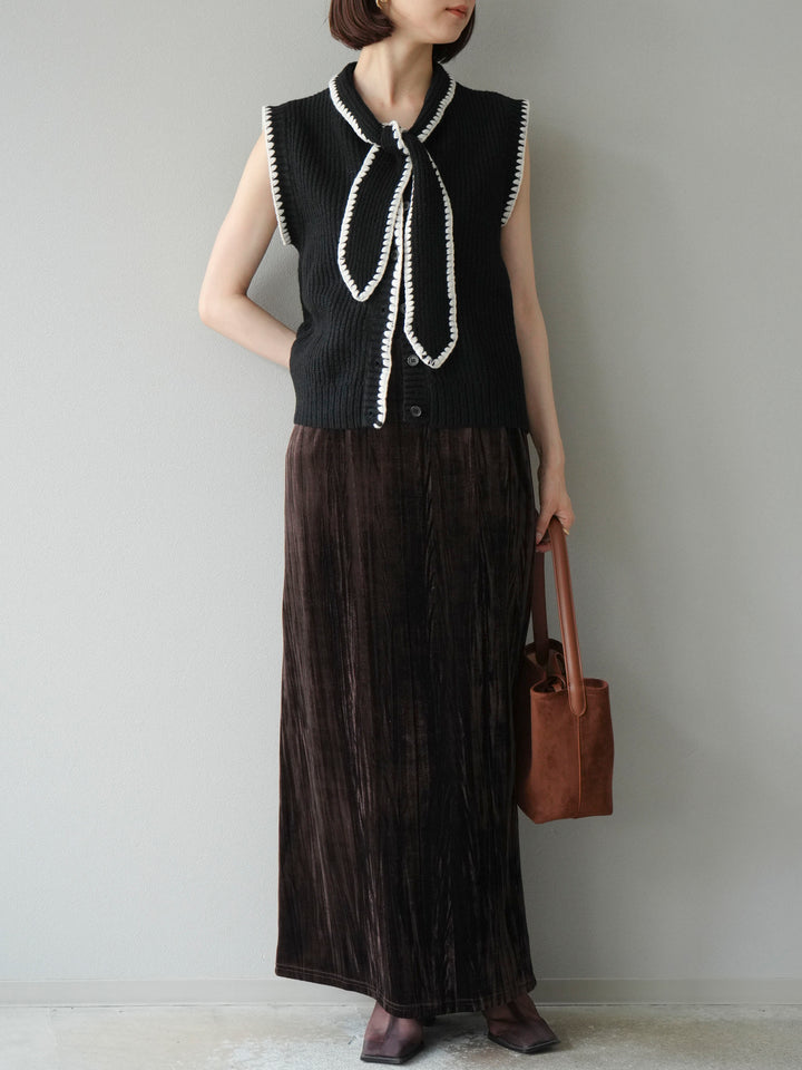 [予約]ステッチデザインボウタイニットベスト/ブラック