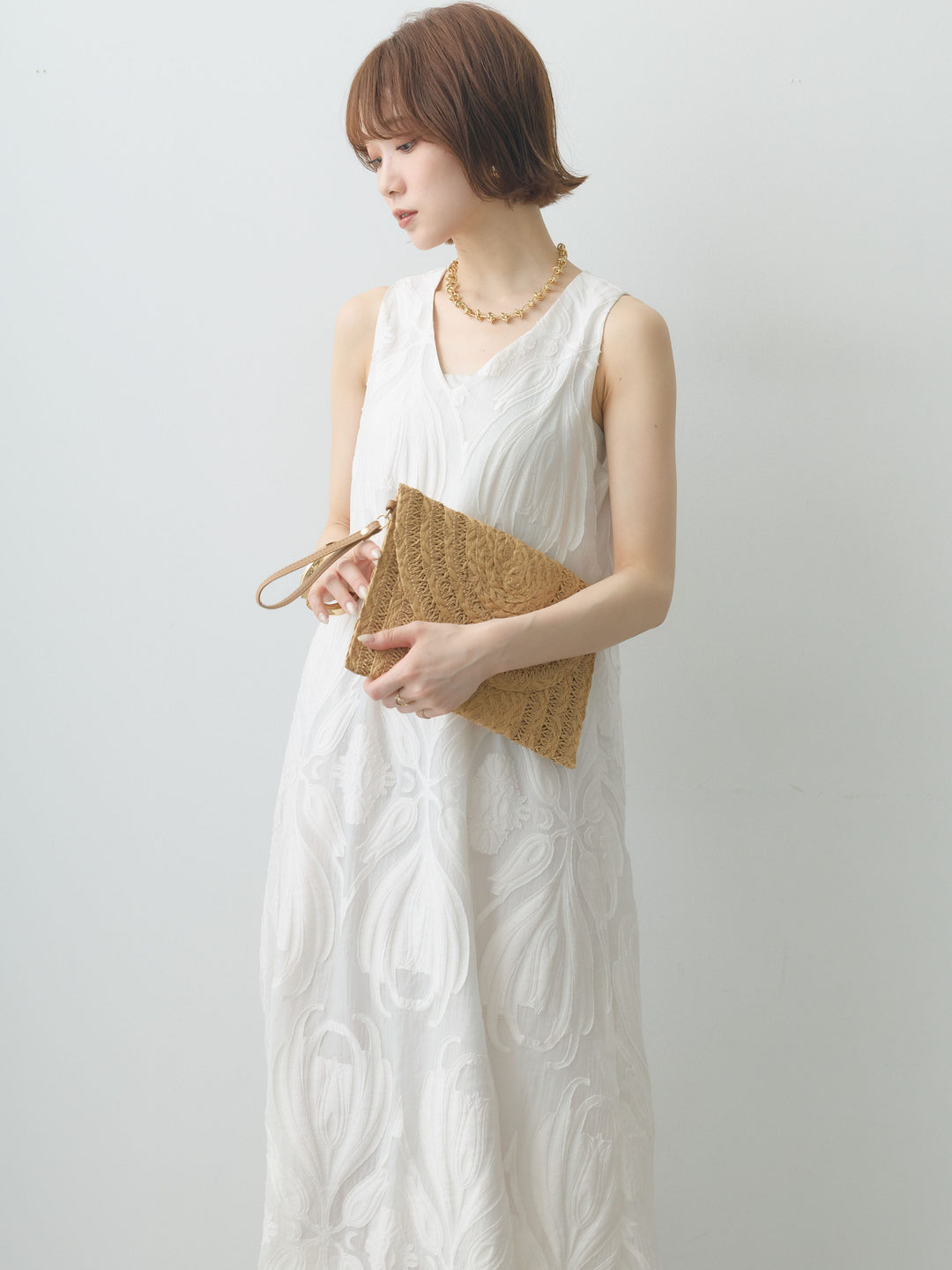 [予約]Vネックシアージャガードノースリワンピース/white
