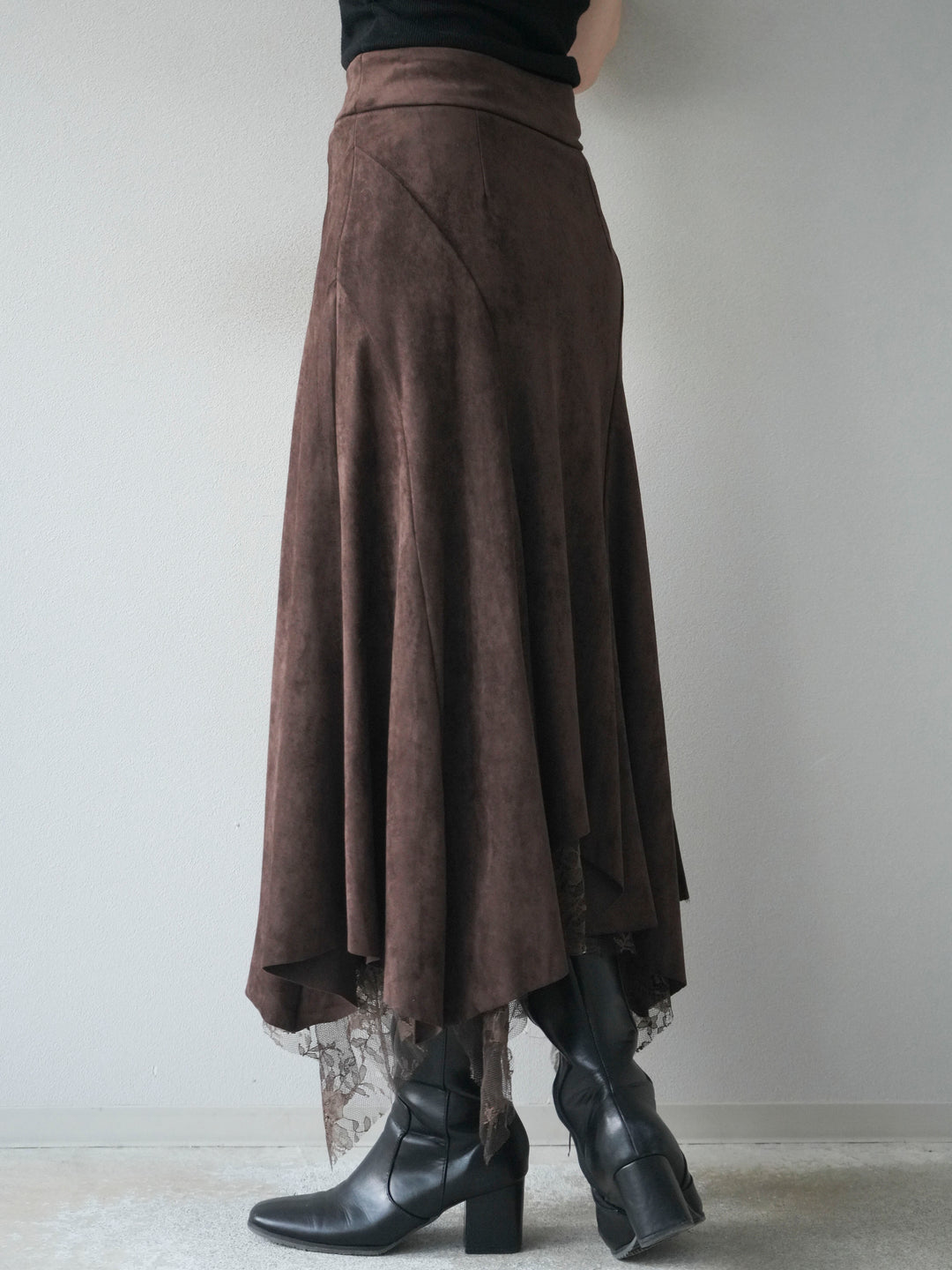 [予約]スエード裾レースアシンメトリースカート/brown