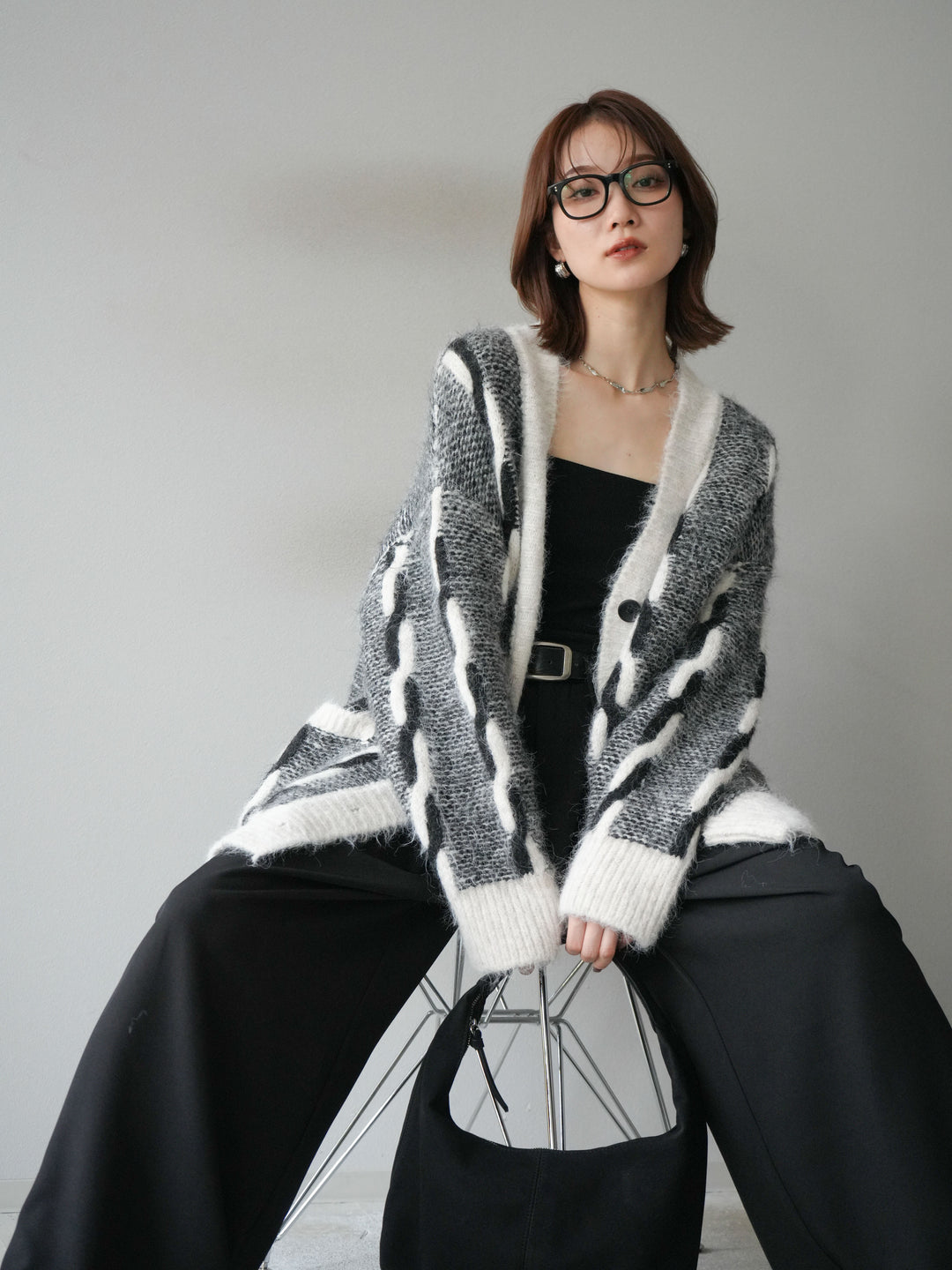 [SET]バイカラー編み込みデザインニットカーディガン+ベルトループデザインワイドパンツ(2set)