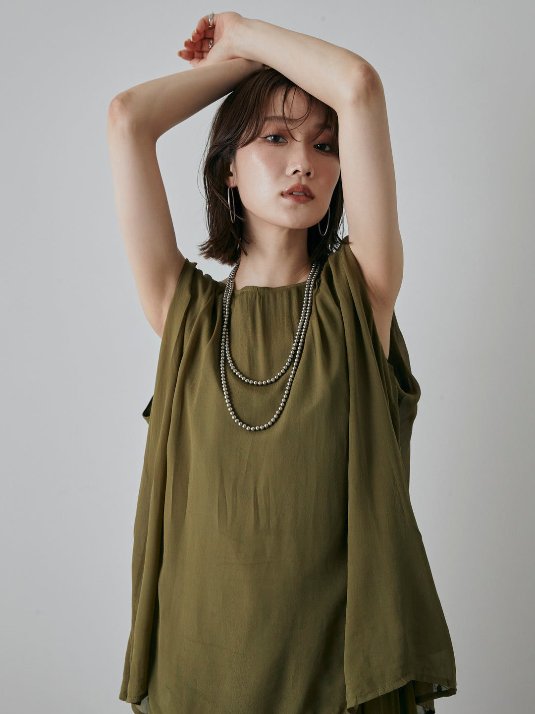 [預購] 透視褶肩襯衫/綠色