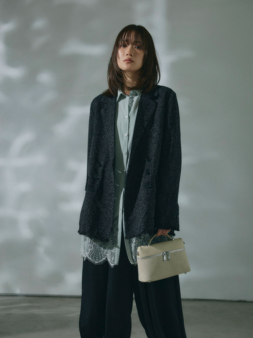 【Allure】[SET]スラブツイードフリンジテーラージャケット+裾レースポプリンシャツ+ワッシャーサテンタックジョガーパンツ(3set)