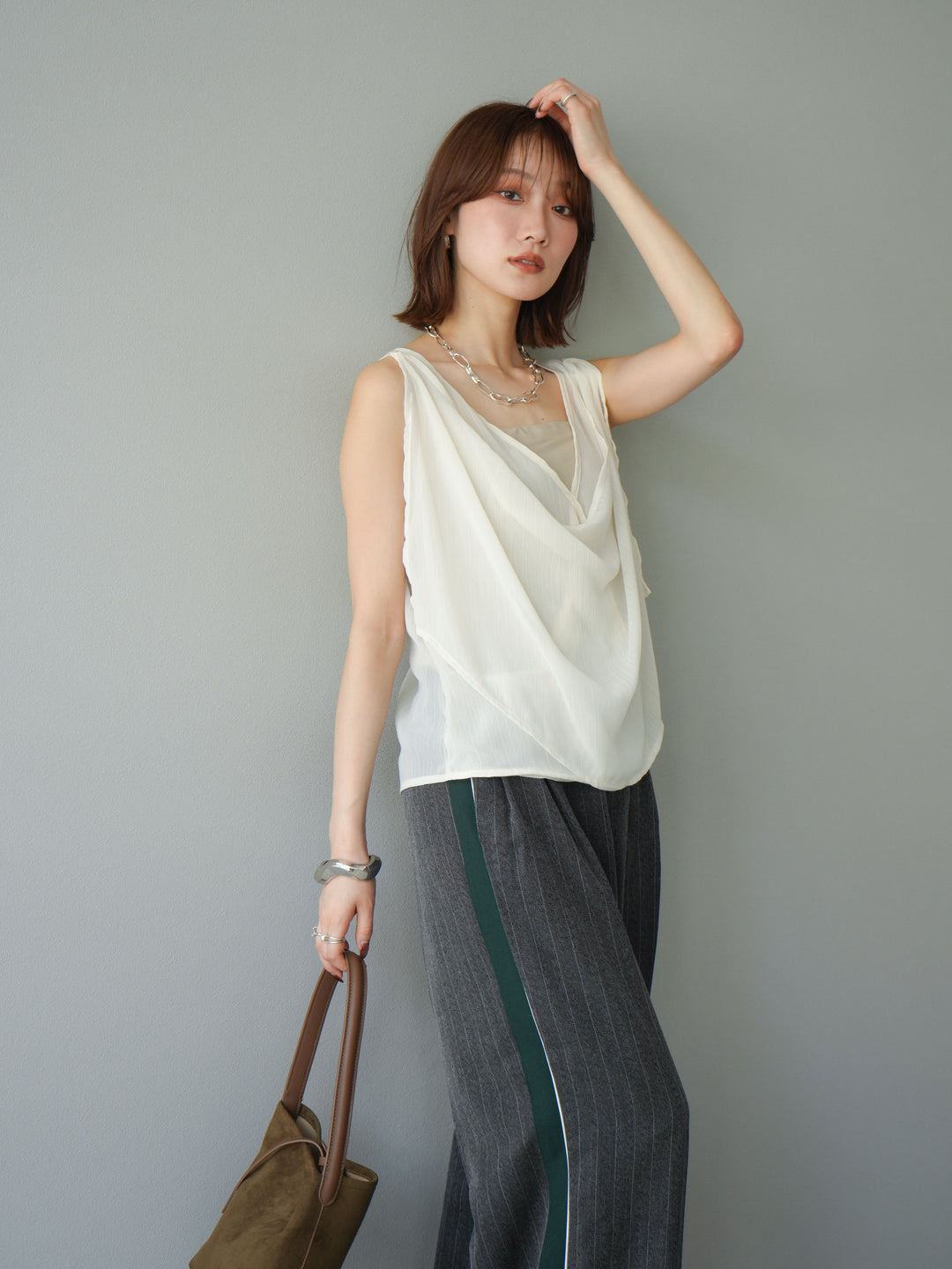 [予約]シアードレープレイヤードノースリーブトップス/ホワイト