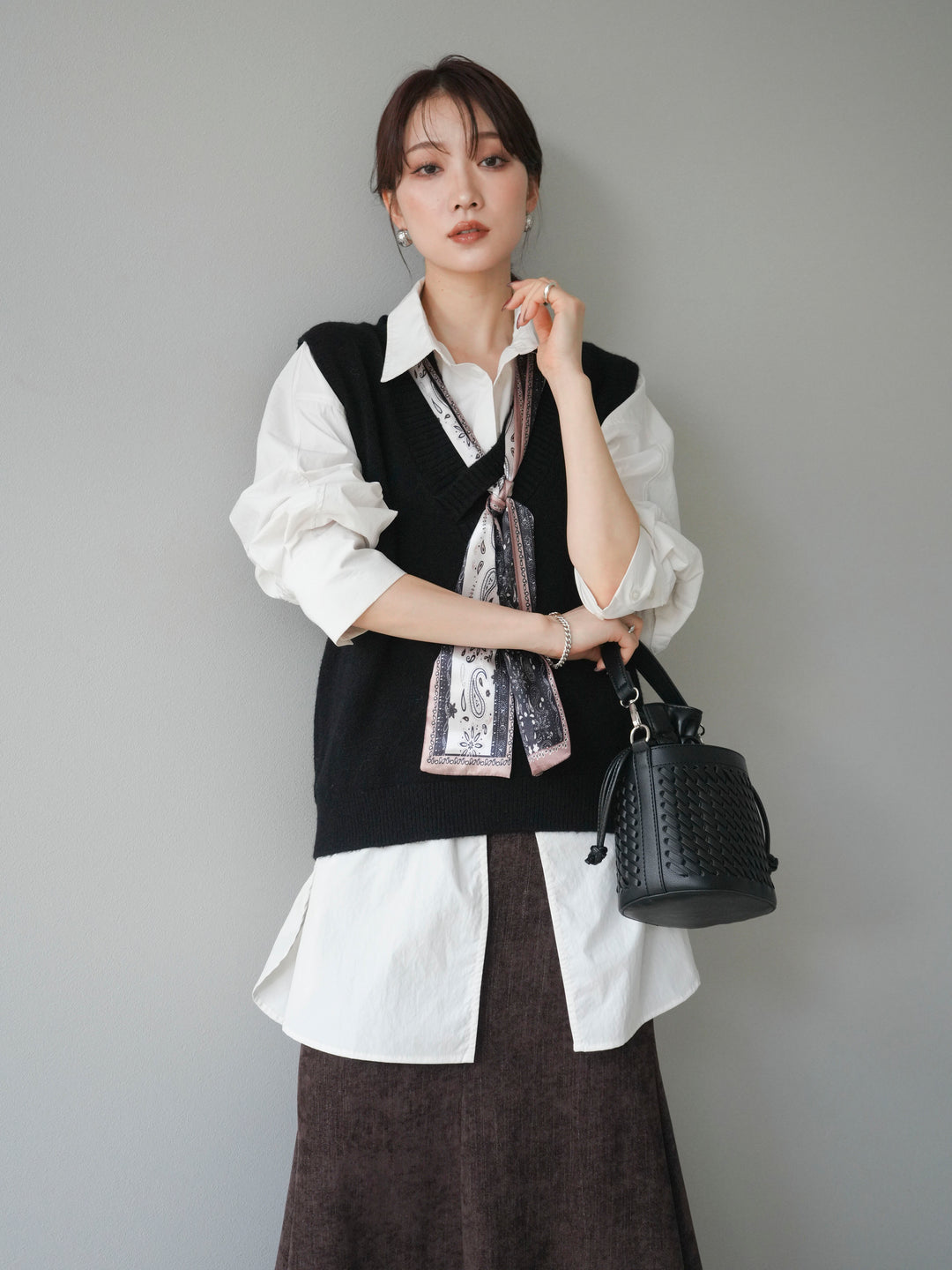 [予約]スカーフ付きニットベスト/black