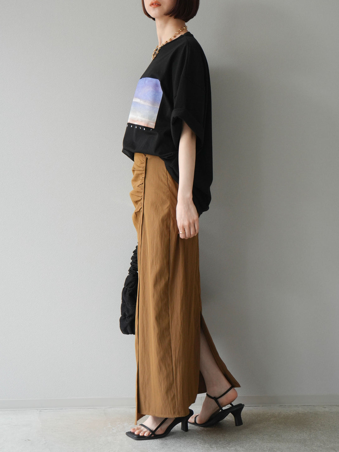 [予約]ナイロンシャーリングラップスカート/モカ