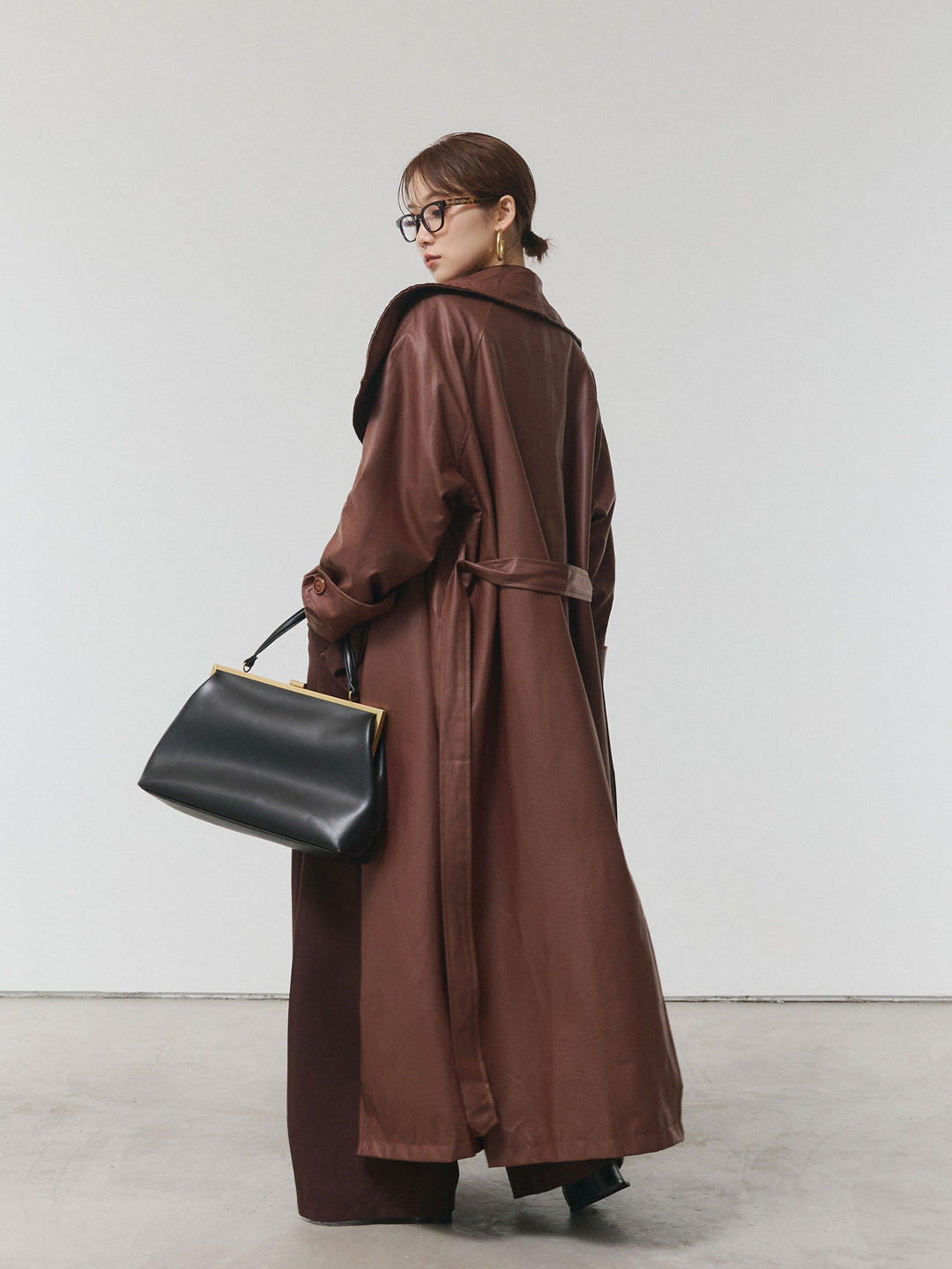 【Allure】[SET]ボタンダウンオーバーシャツ+デザインタックセンターシームアイドパンツ(2set)