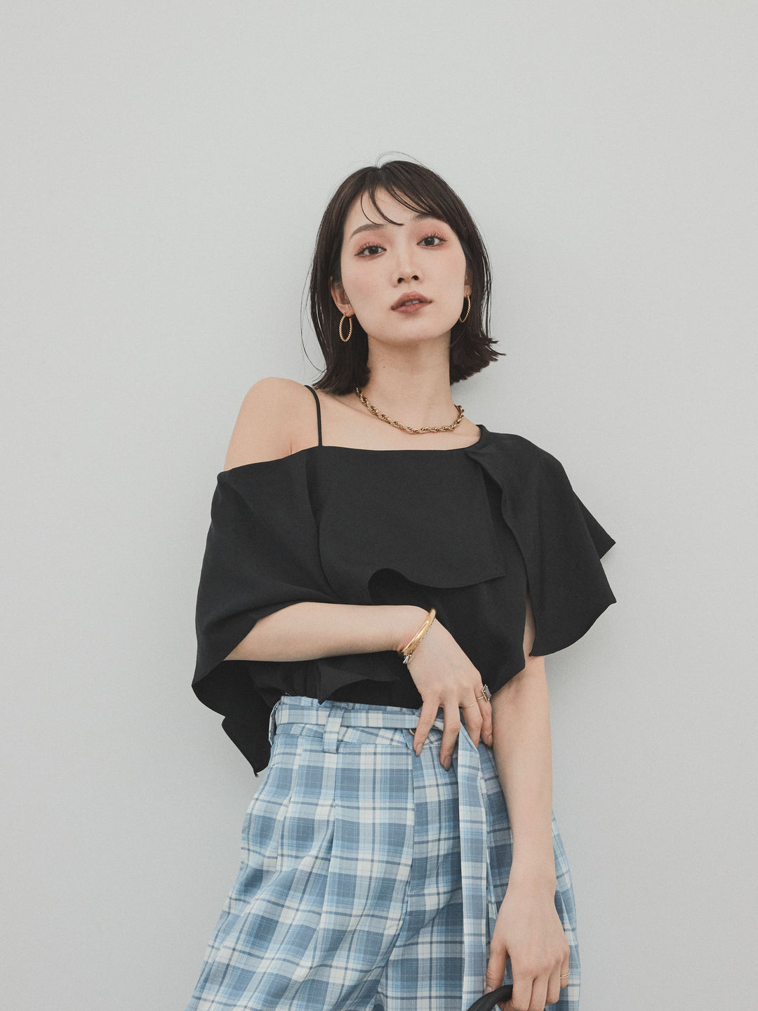 [予約]ワンショルラッフルブラウス/ブラック
