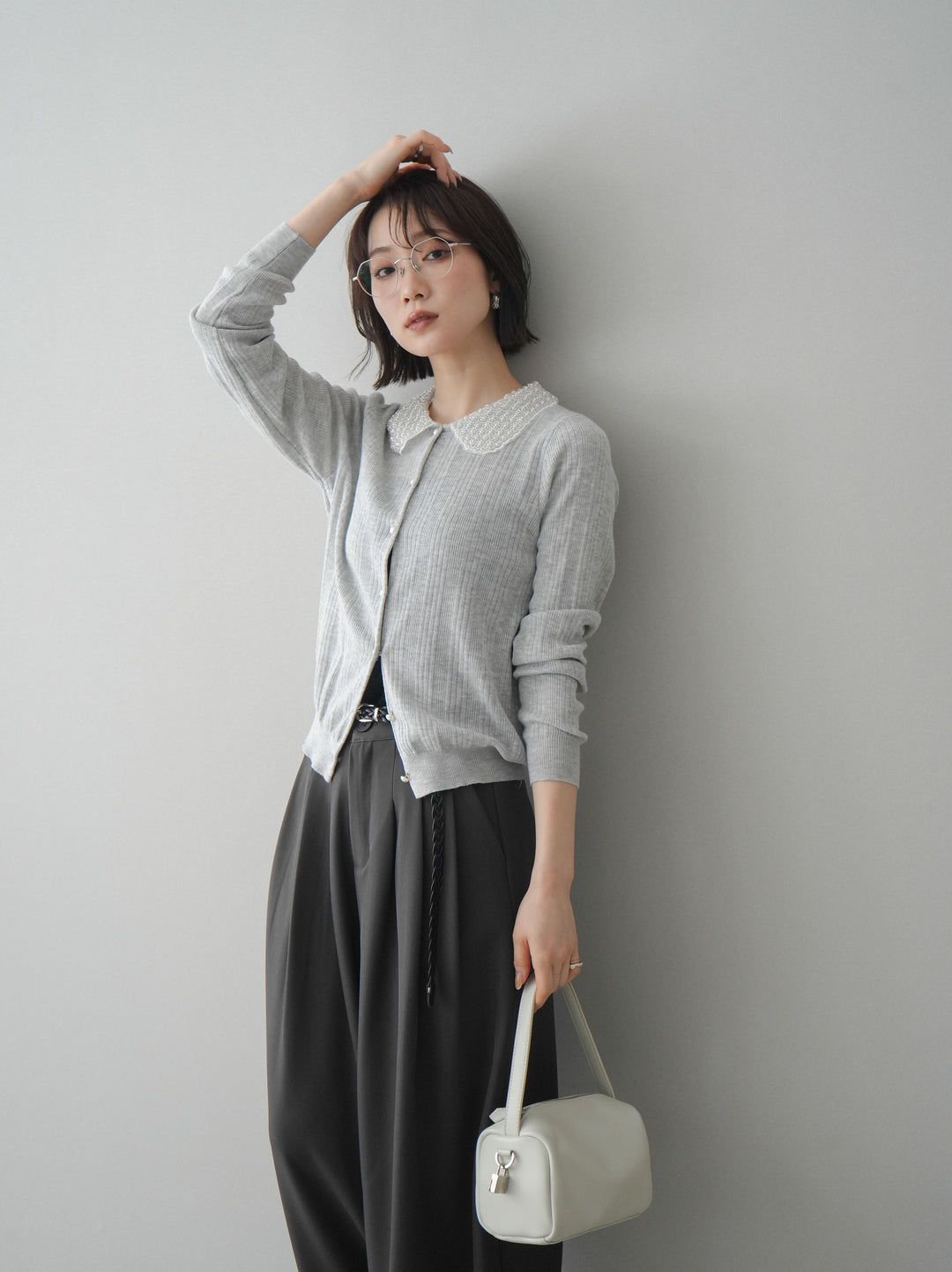 [予約]ビジュー襟パールボタンニットカーディガン/gray