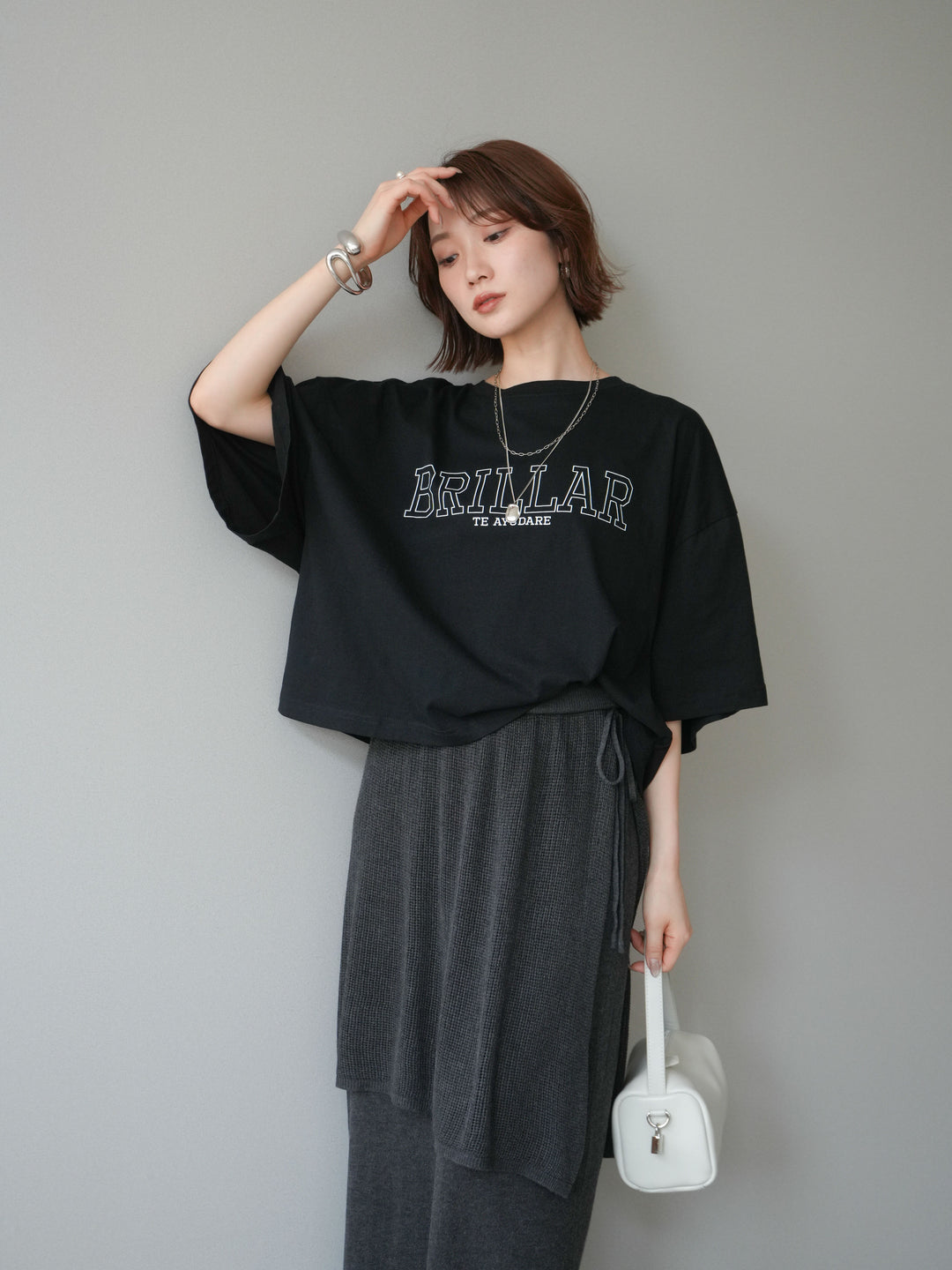 [SET]ボックスシルエットロゴTEE+選べるアクセセット(2set)