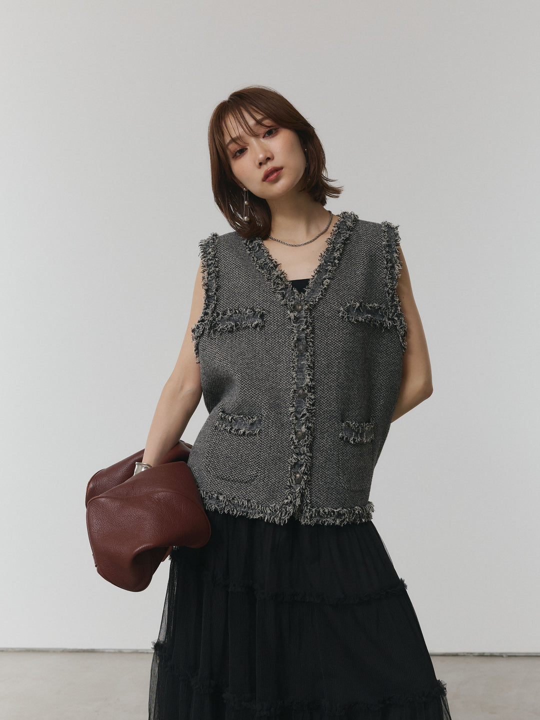 [予約]アンティークボタンツイードフリンジニットベスト/ブラック