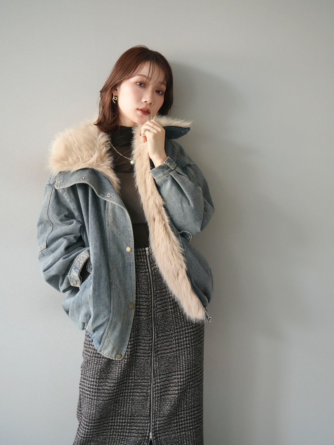 【預購】牛仔布 x 皮草拼接短夾克 / 牛仔米色
