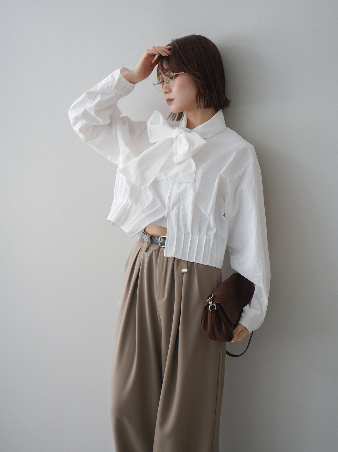 [SET]ボウタイ裾プリーツライトジャケット+ベルト付キーホルダーモチーフワイドパンツ(2set)