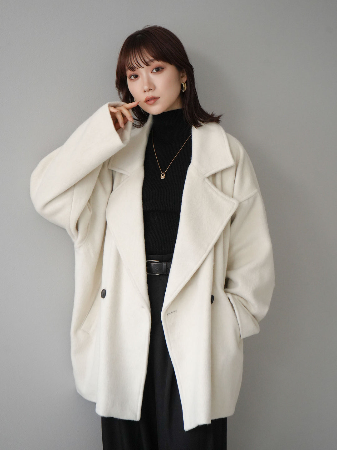 [SET]フェイクビーバーミドルコート+袖ボタンハイネックリブニットトップス+ベルト付ウールタッチワイドパンツL(3set)