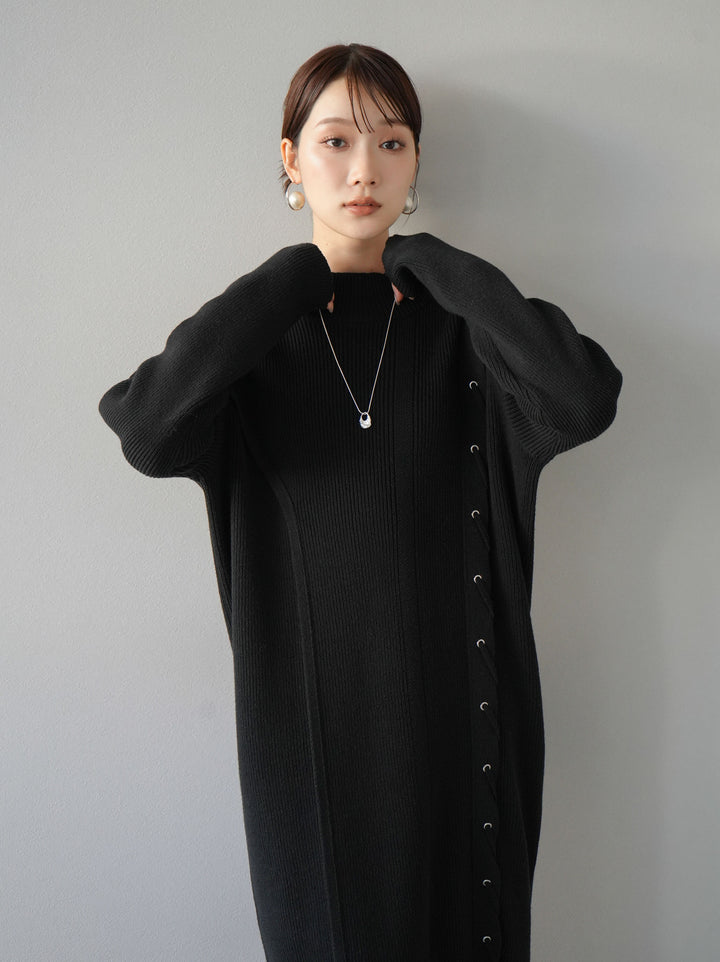 [SET] 不對稱繫帶高領針織連身裙 + 可選飾品套裝 (2套)