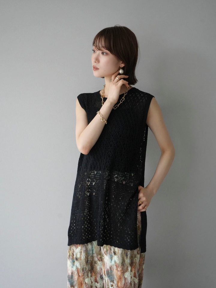 [Pre-order] Openwork side slit knit top/black