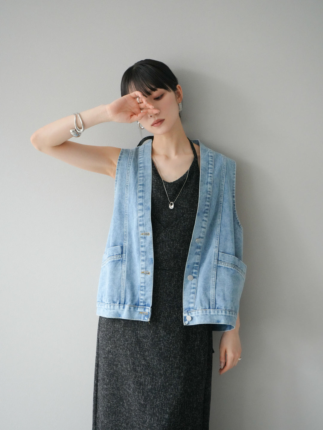 [預購] 夏季粗花呢多層吊帶洋裝/黑色