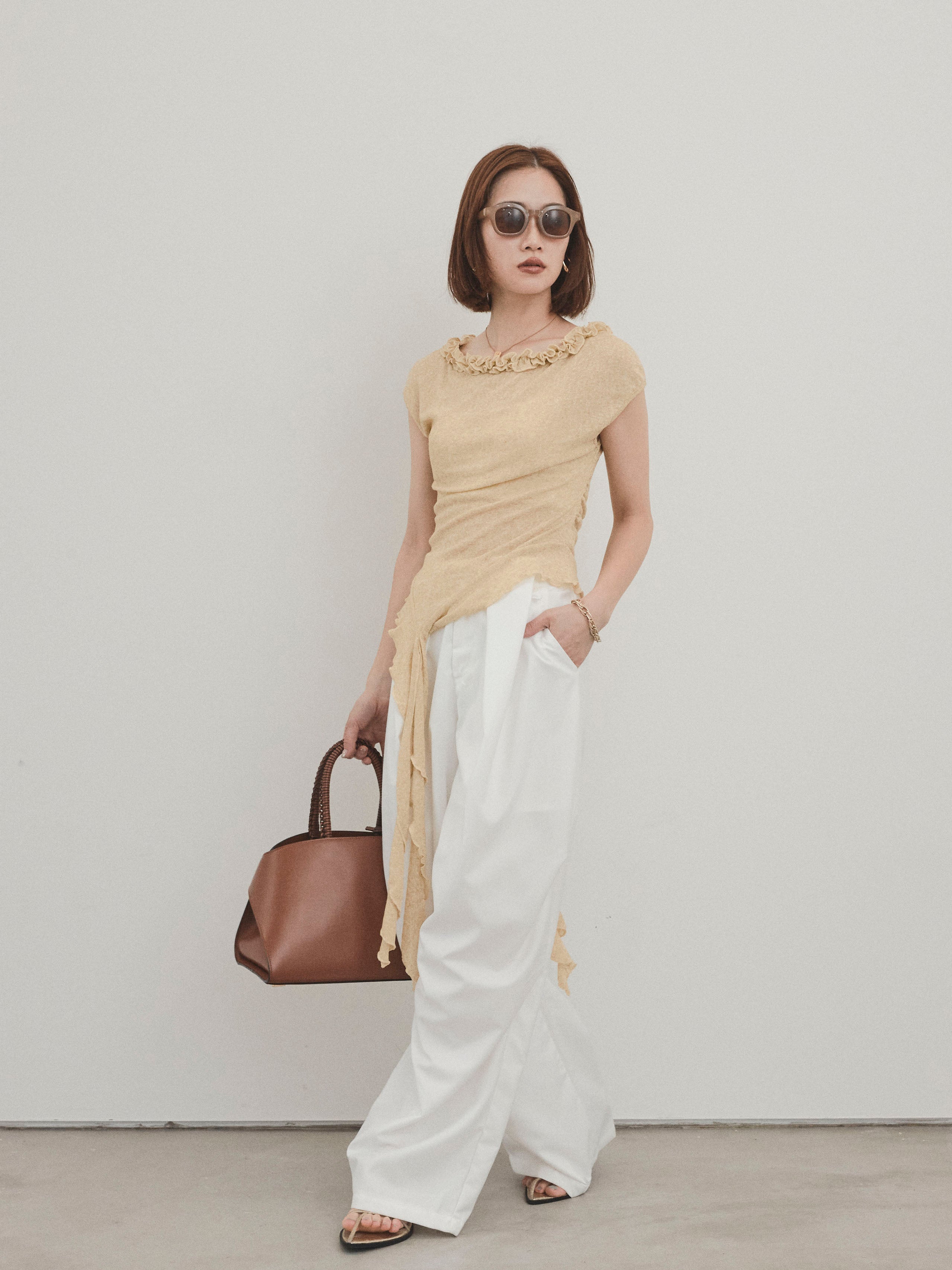 予約]デザインループサイドタックパンツ/ホワイト – Lumier